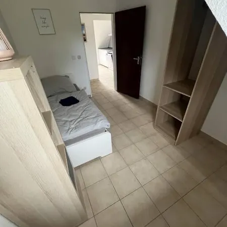 Apartamento Grosse Fuer Bis Zu 5 Personen Mg32