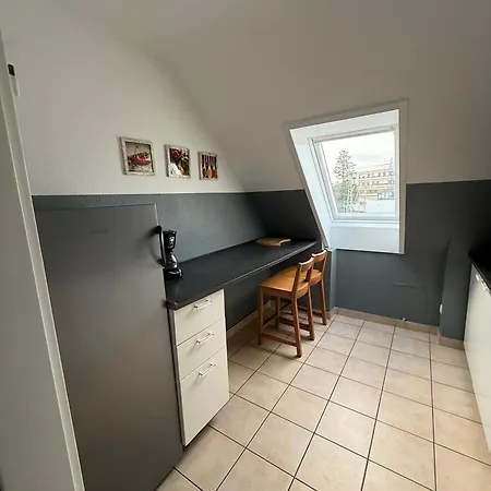 Grosse Fuer Bis Zu 5 Personen Mg32 Mönchengladbach