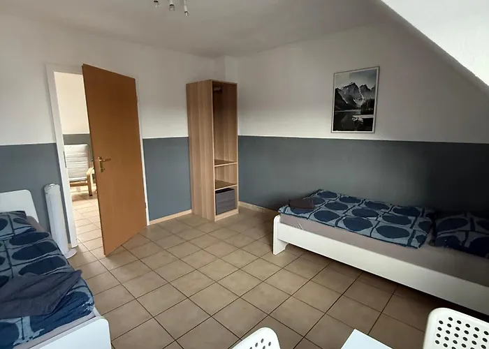 Lägenhet Grosse Fuer Bis Zu 5 Personen Mg32 *