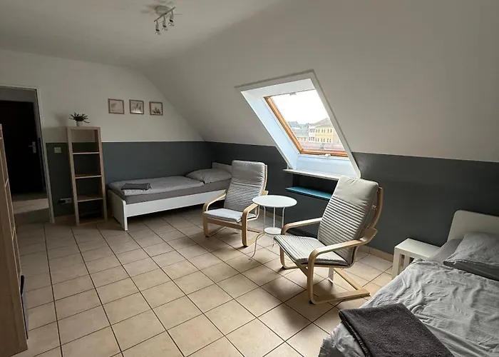 Grosse Fuer Bis Zu 5 Personen Mg32 Mönchengladbach